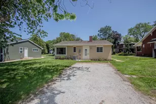 222 N Carroll Ave, Michigan City, IN 46360 - Photo 30