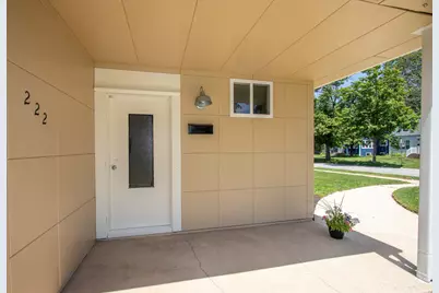 222 N Carroll Avenue, Michigan City, IN 46360 - Photo 8