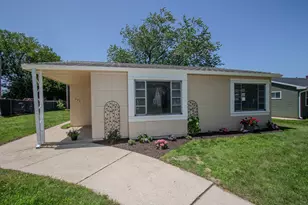 222 N Carroll Ave, Michigan City, IN 46360 - Photo 4