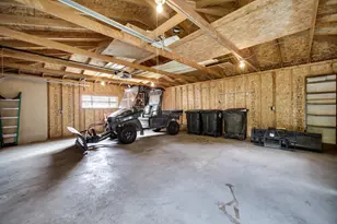 511 S Lawrence St, Hobart, IN 46342 - Photo 20