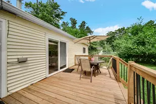 511 S Lawrence St, Hobart, IN 46342 - Photo 18