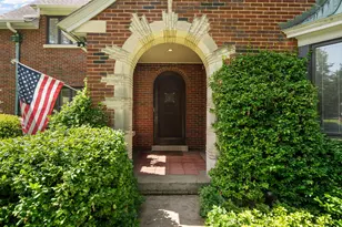 213 Kenwood Pl, Michigan City, IN 46360 - Photo 2