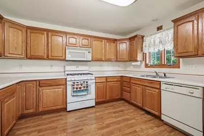 910 Doe Path Lane, Crown Point, IN 46307 - Photo 10