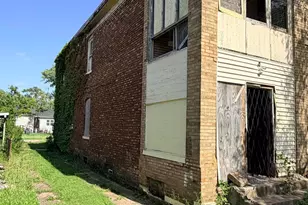 3685 Massachusetts St, Gary, IN 46409 - Photo 4