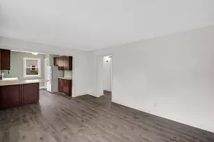 7806 Marshall St, Merrillville, IN 46410 - Photo 6