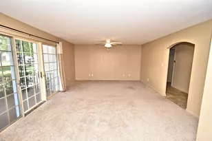 2288 Bordeaux Walk, Highland, IN 46322 - Photo 4