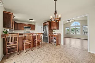 5787 W 172nd Pl, Lowell, IN 46356 - Photo 4