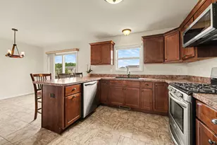 5787 W 172nd Pl, Lowell, IN 46356 - Photo 8