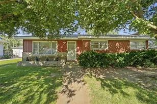 2823 Vermillion St, Lake Station, IN 46405 - Photo 1