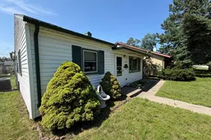 1636 E 173rd Pl, Hammond, IN 46324 - Photo 4