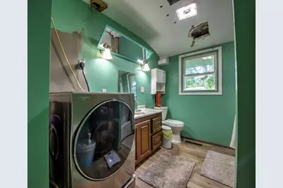 207 Lawndale Avenue, La Porte, IN 46350 - Photo 6