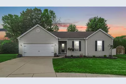201 E Compton Street, New Carlisle, IN 46552 - Photo 1