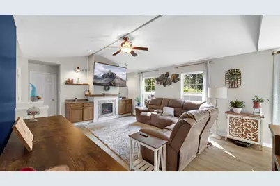 201 E Compton Street, New Carlisle, IN 46552 - Photo 4