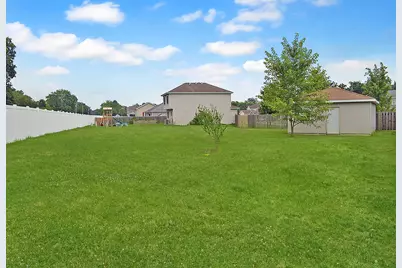 5534 Malibu Drive, Lowell, IN 46356 - Photo 2