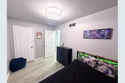 2244 W Taft Street, Gary, IN 46404 - Photo 10