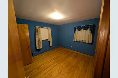 777 Memory Lane, Hobart, IN 46342 - Photo 14