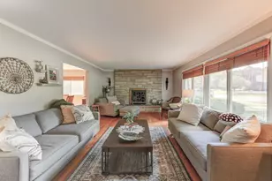 1210 Park Dr, Munster, IN 46321 - Photo 4