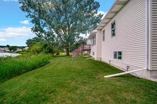 9103 Wright St, Merrillville, IN 46410 - Photo 16
