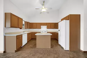 9103 Wright St, Merrillville, IN 46410 - Photo 12
