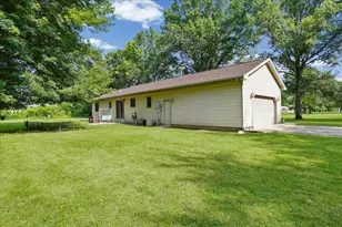 67 W 1050 N, Chesterton, IN 46304 - Photo 18