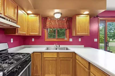 67 W 1050 N, Chesterton, IN 46304 - Photo 8