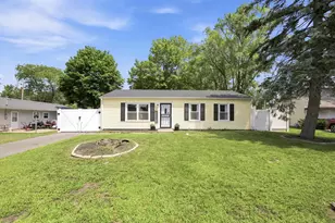 205 Chestnut St, Michigan City, IN 46360 - Photo 2