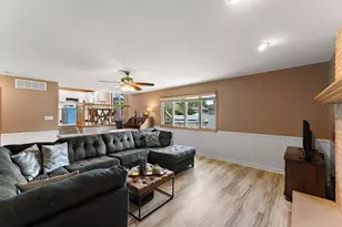 1507 Oak Leaf Dr, Crown Point, IN 46307 - Photo 28