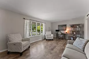 1507 Oak Leaf Dr, Crown Point, IN 46307 - Photo 10