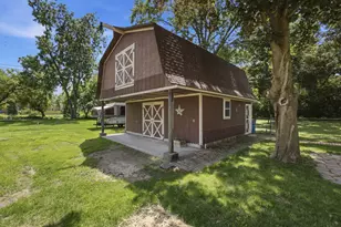 109 Elmwood Pl, Crown Point, IN 46307 - Photo 40