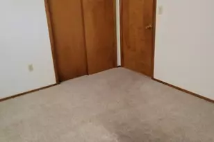 6342 Mulberry Ave, Portage, IN 46368 - Photo 10