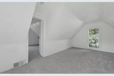 137 E Fulton Street, Michigan City, IN 46360 - Photo 14