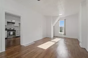 137 E Fulton St, Michigan City, IN 46360 - Photo 4