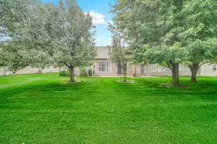819 Manistee Ave, Schererville, IN 46375 - Photo 22