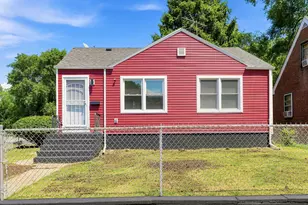 1001 Utah St, Gary, IN 46403 - Photo 1