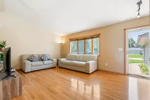 2994 Barberry Dr, Hobart, IN 46342 - Photo 2