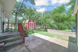 116 Hummingbird Ct, Trail Creek, IN 46360 - Photo 20