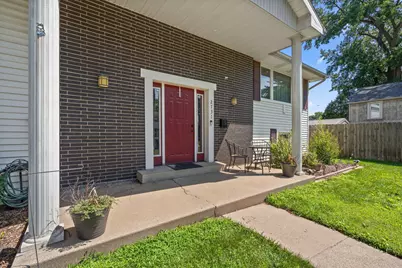 2731 40th Place, Highland, IN 46322 - Photo 2