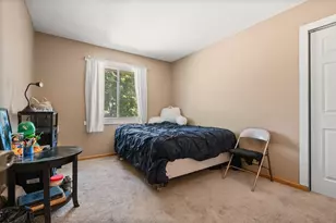 2731 40th Pl, Highland, IN 46322 - Photo 14