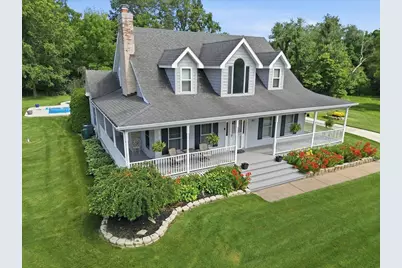 101 Lolabell Drive W, Valparaiso, IN 46385 - Photo 2