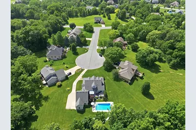 101 Lolabell Drive W, Valparaiso, IN 46385 - Photo 38