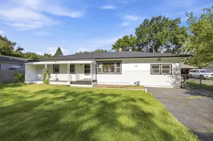 7562 Montana St, Merrillville, IN 46410 - Photo 2