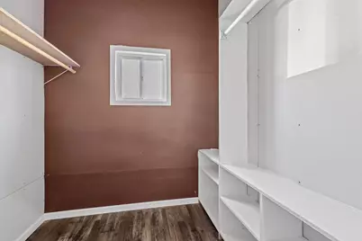 7562 Montana Street, Merrillville, IN 46410 - Photo 14