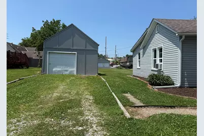304 N Lincoln Street, Hebron, IN 46341 - Photo 12