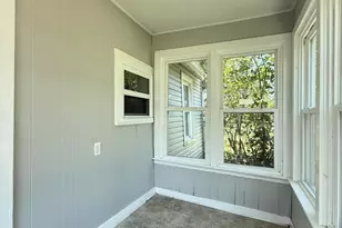 304 N Lincoln St, Hebron, IN 46341 - Photo 2