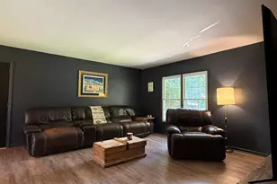 253 Butternut Ln, Valparaiso, IN 46383 - Photo 2