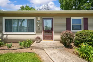 509 E Jefferson St, Westville, IN 46391 - Photo 4