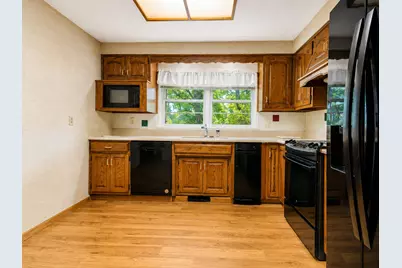 131 Westchester Court, Chesterton, IN 46304 - Photo 6