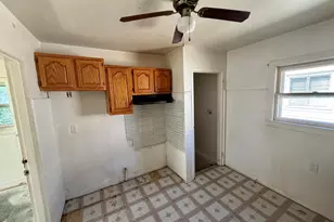 1453 W 17th Ave, Gary, IN 46407 - Photo 6