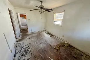1453 W 17th Ave, Gary, IN 46407 - Photo 8