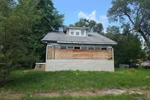 3866 Pennsylvania St, Gary, IN 46409 - Photo 2